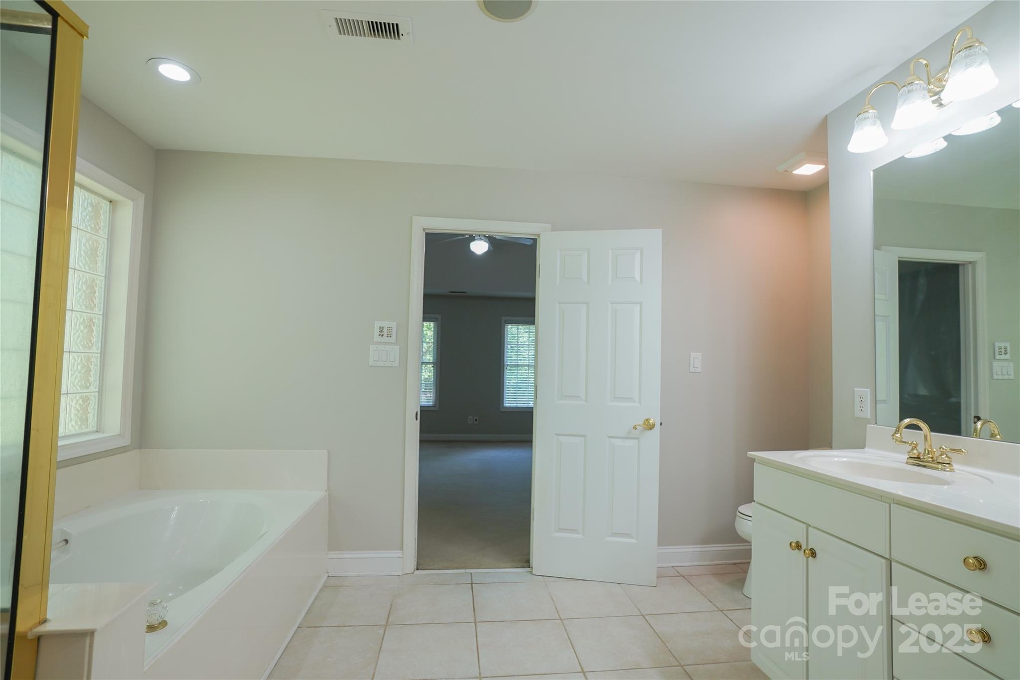 Weddington Oaks - Residential Lease