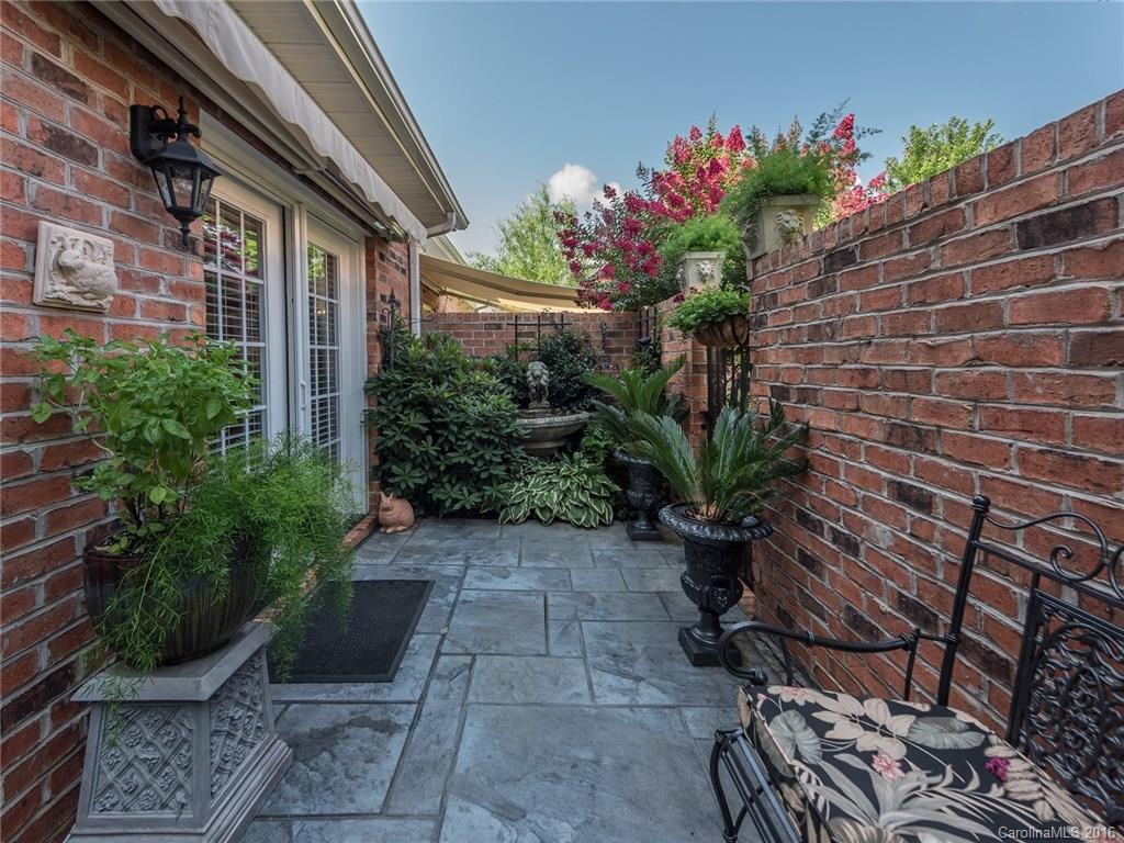 Beacon Knoll - Residential