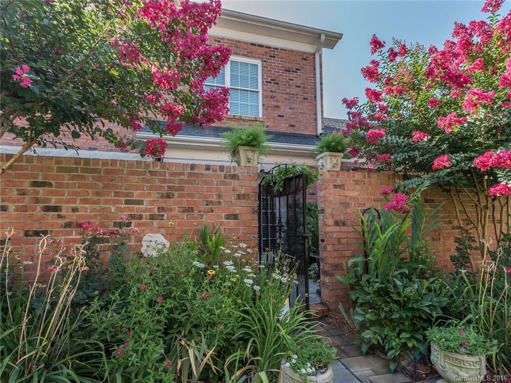 Beacon Knoll - Residential