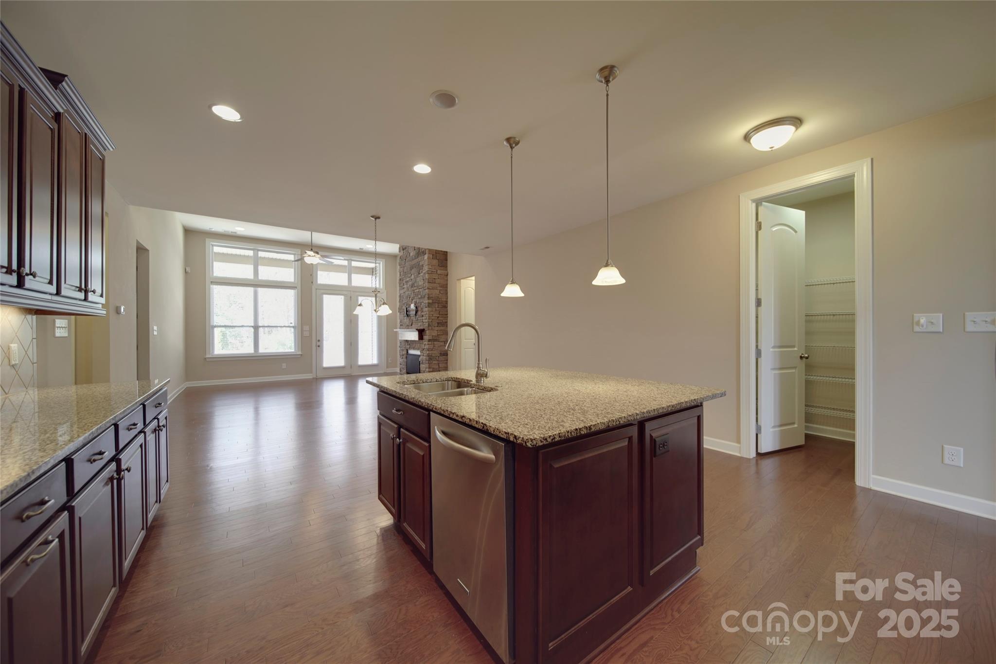 Shelly Woods - Residential