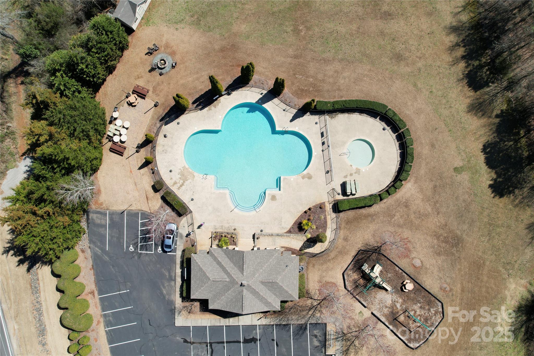 Shelly Woods - Residential