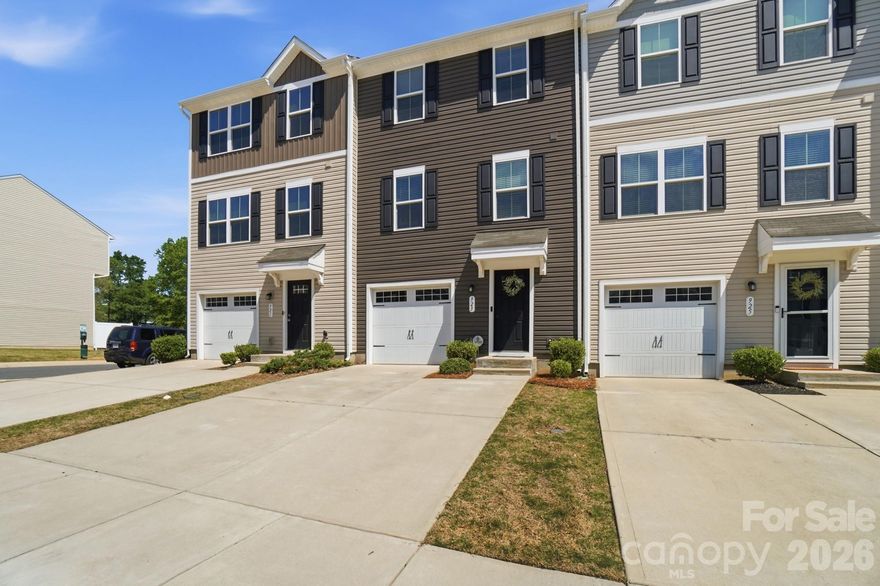 Conveniently located 3 bedroom townhome in Fort Mill’s Glynwood Forest. Freshly painted in alabaster white, the home is ready for new owners. The main level features an open floor plan with a kitchen that flows into the dining area and spacious living room. The upper level has the primary bedroom with an ensuite bathroom and walk-in closet. Two additional bedrooms share a second full bathroom. There is plenty of parking space in the one-car garage and double wide driveway. A flex space on the lower level is a great area to use a home office, gym, living space, or extra storage space. A privacy fence surrounds the backyard, offering the perfect spot to relax and enjoy the outdoors. Top-rated Fort Mill schools. Easy access to I-77, Charlotte, and many local shops and restaurants.