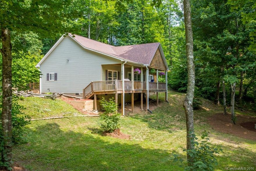 A great mountain home in a quiet and private subdivision that is just minutes from Pisgah National Forest and Dupont State Recreational Forest. This home features Hardwood floors throughout, 9 foot ceilings, and a split bedroom plan. Schedule your showing today to see it in person.