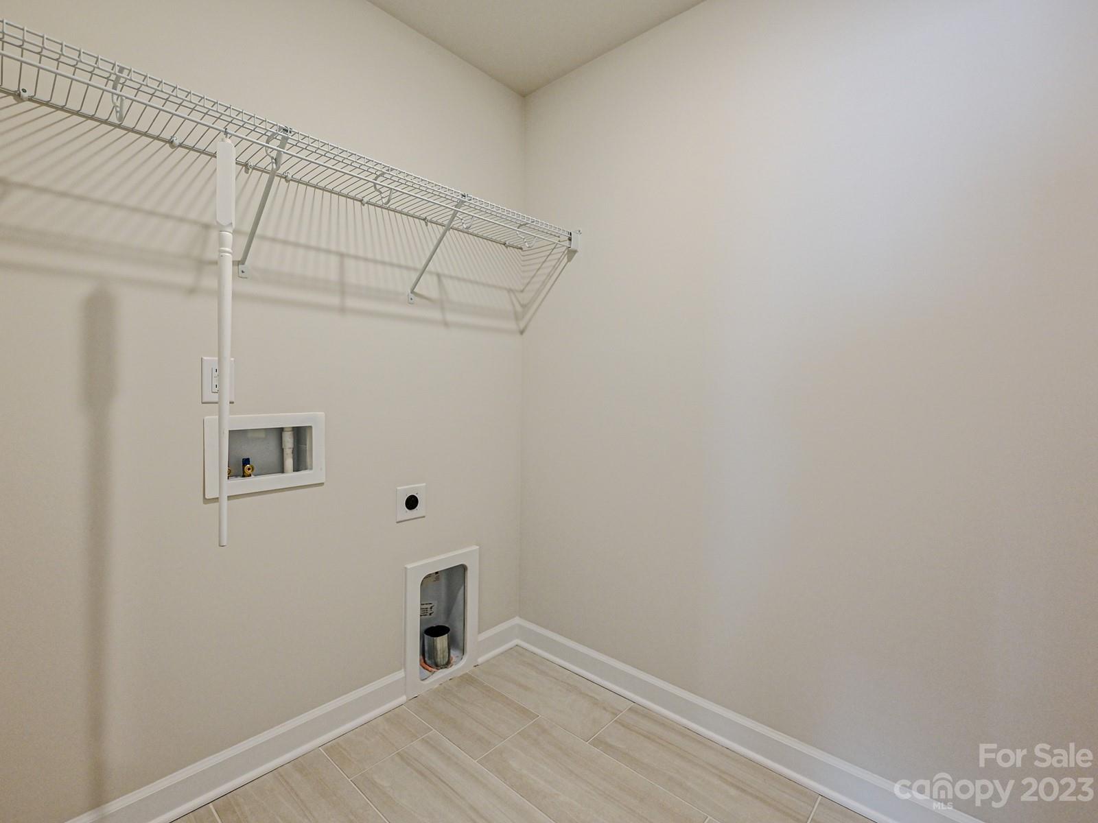 Anniston Chase - Residential