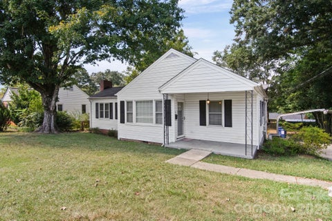 Photo of 406 Sunset Drive, Stanley, NC 28164 (MLS # 4424220)