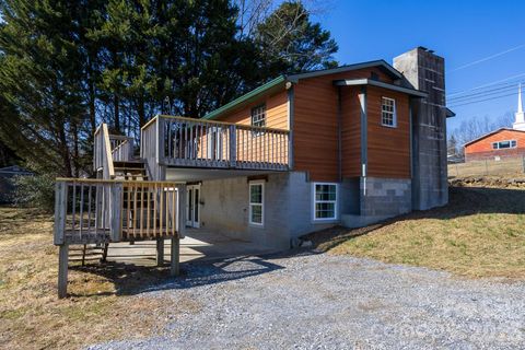 56 Vance Avenue Black Mountain NC 28711