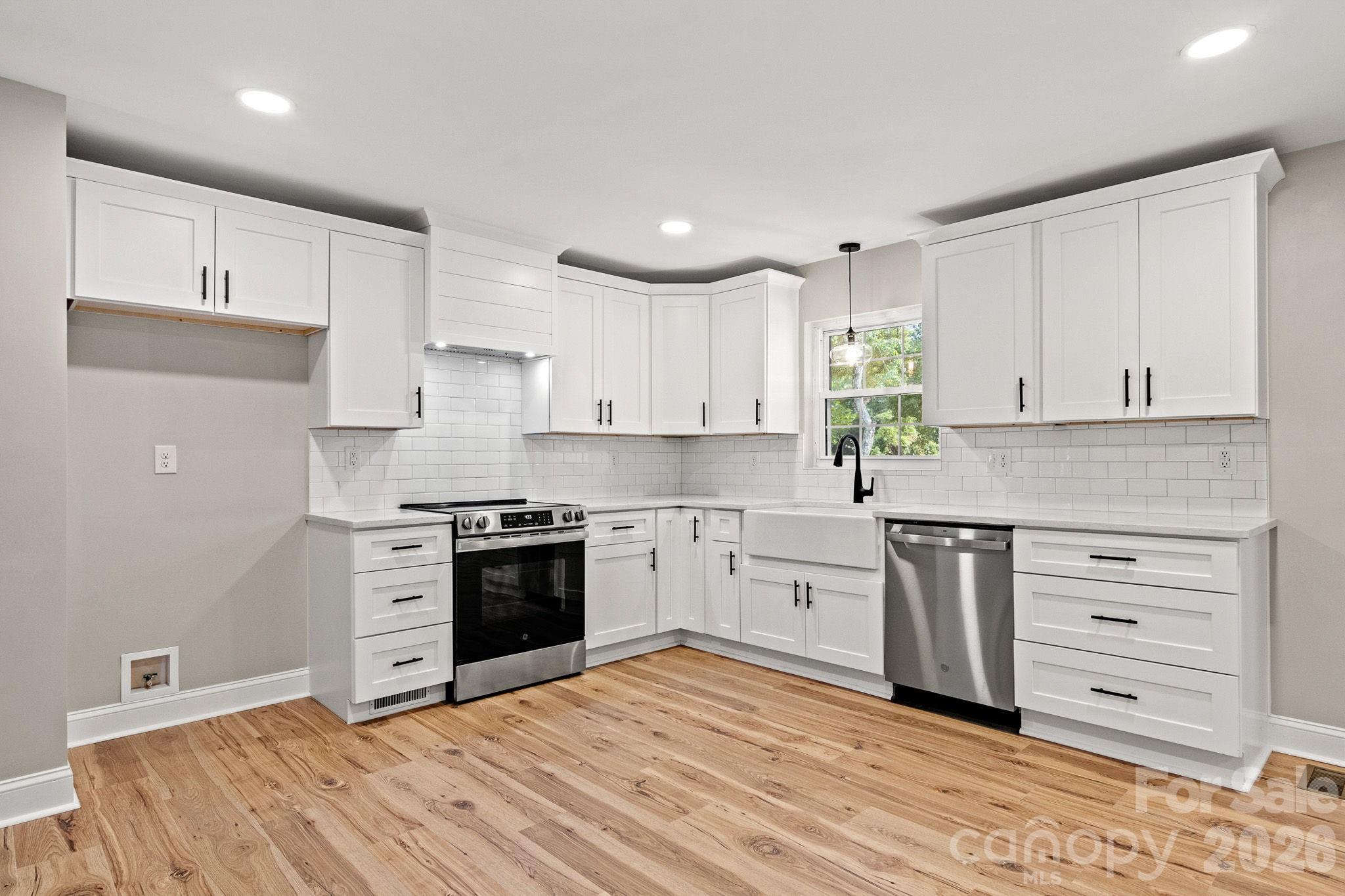 1103 W Elm Street