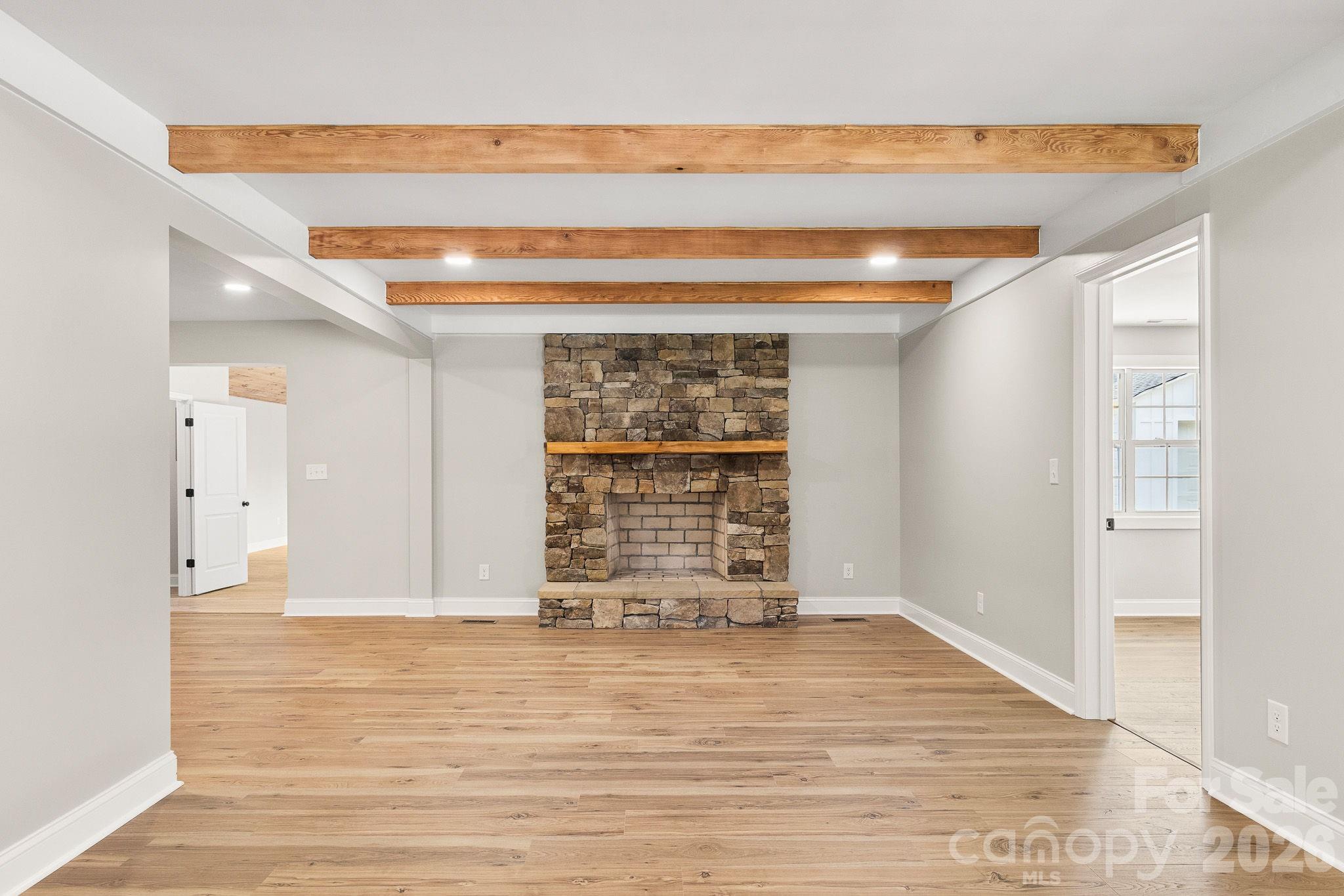1103 W Elm Street
