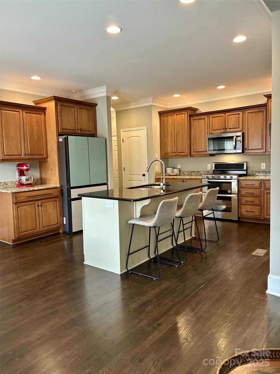 1127 Black Beauty Trail