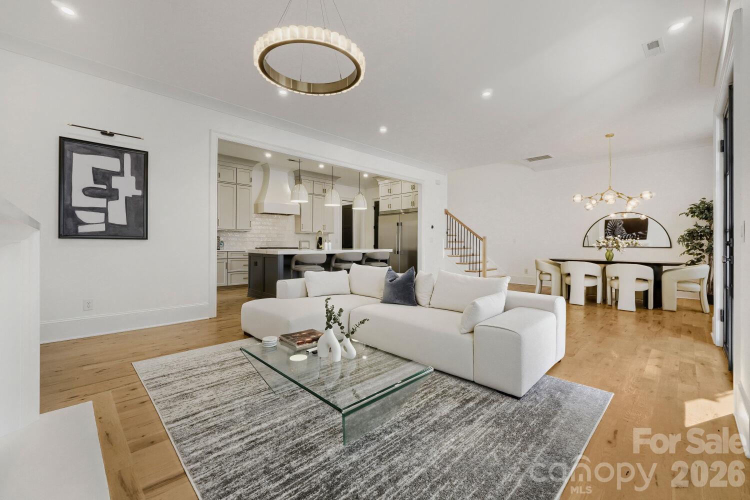 1329 Bywood Lane