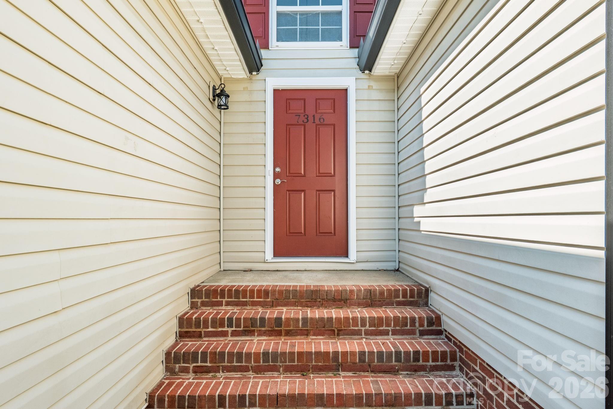 7316 Oxford Bluff Drive