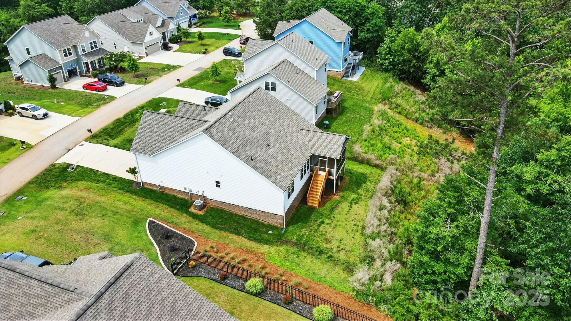 18619 Mainsail Court