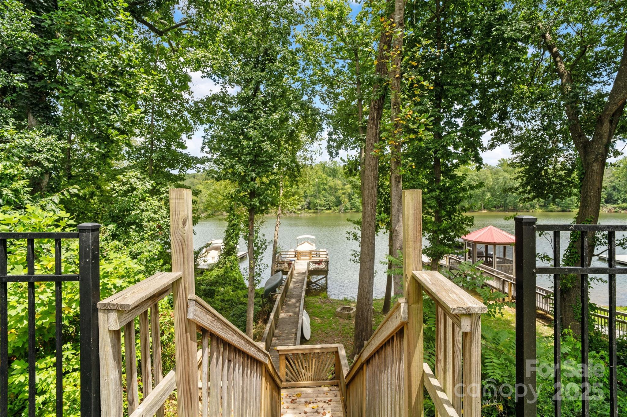 132 Lighthouse Road