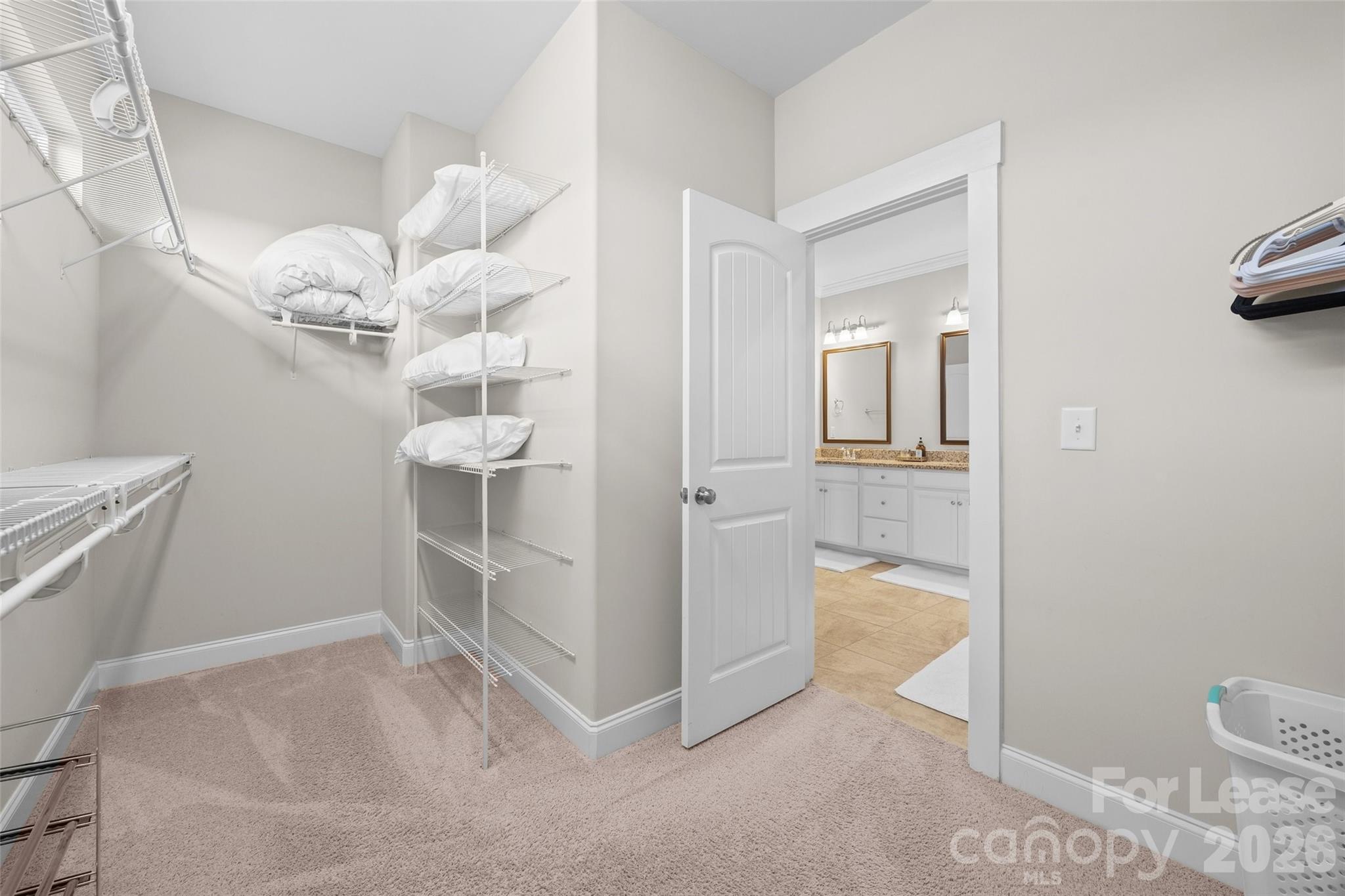 Riverwalk - Residential Lease