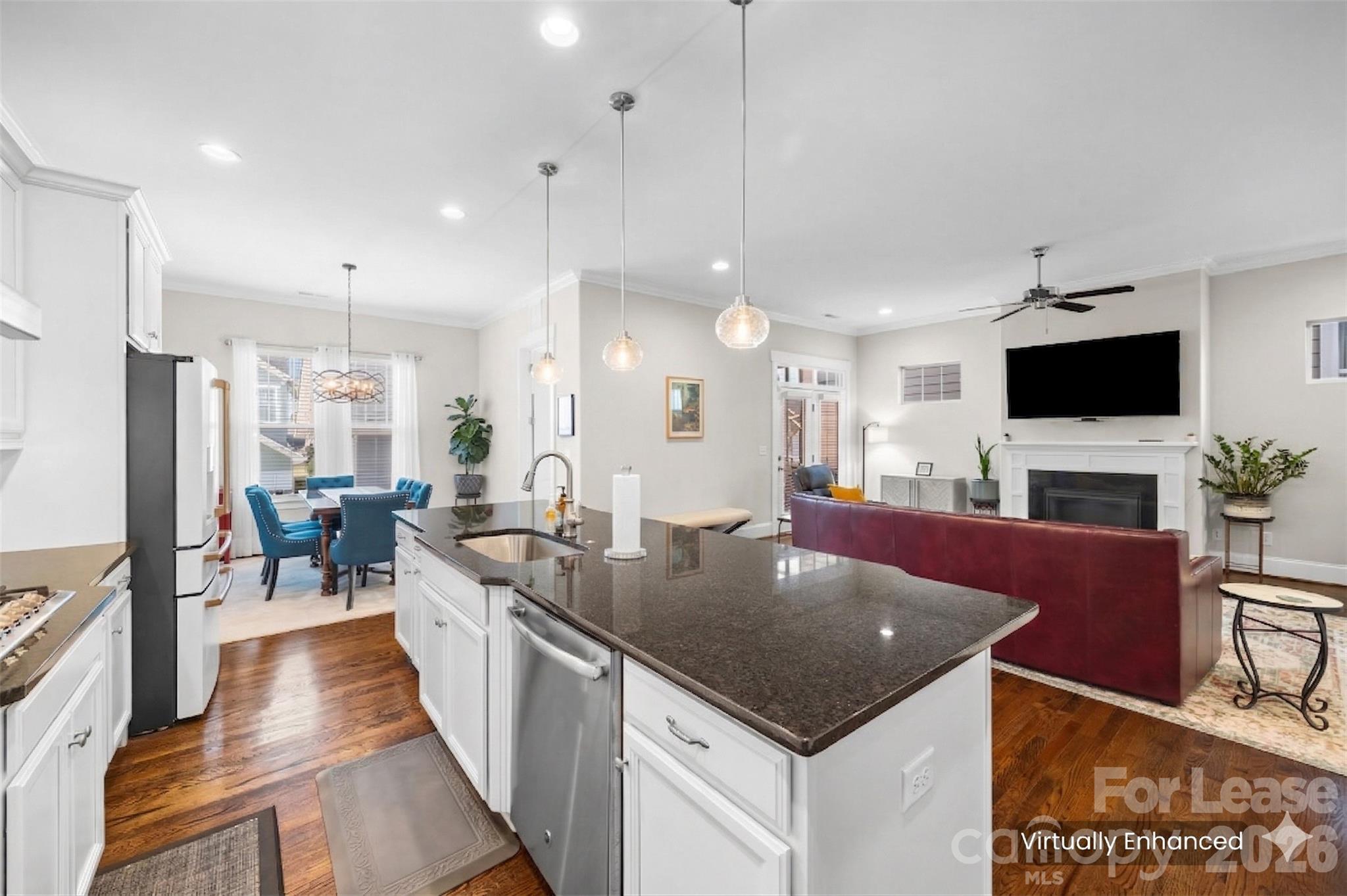 Riverwalk - Residential Lease