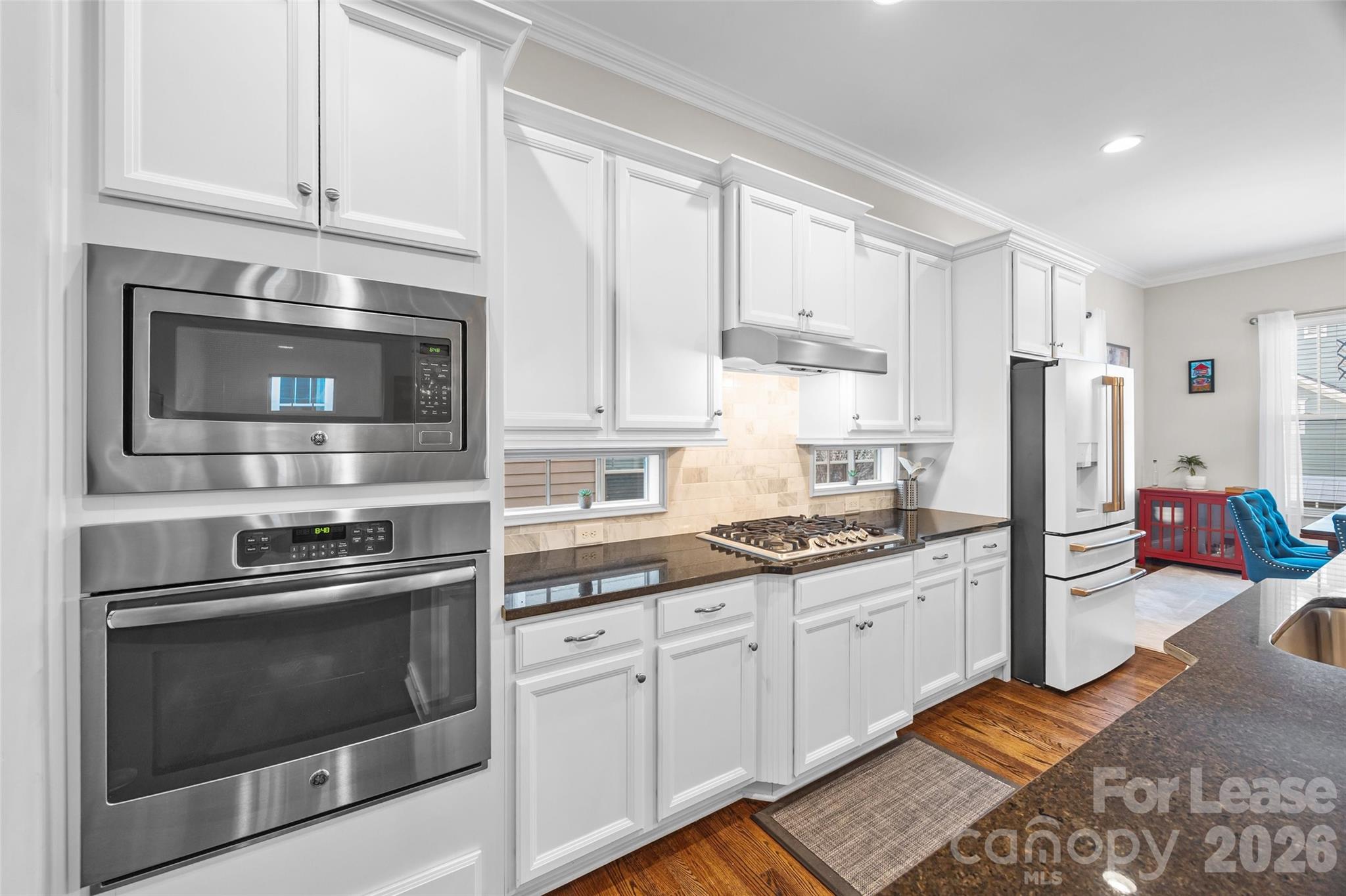 Riverwalk - Residential Lease