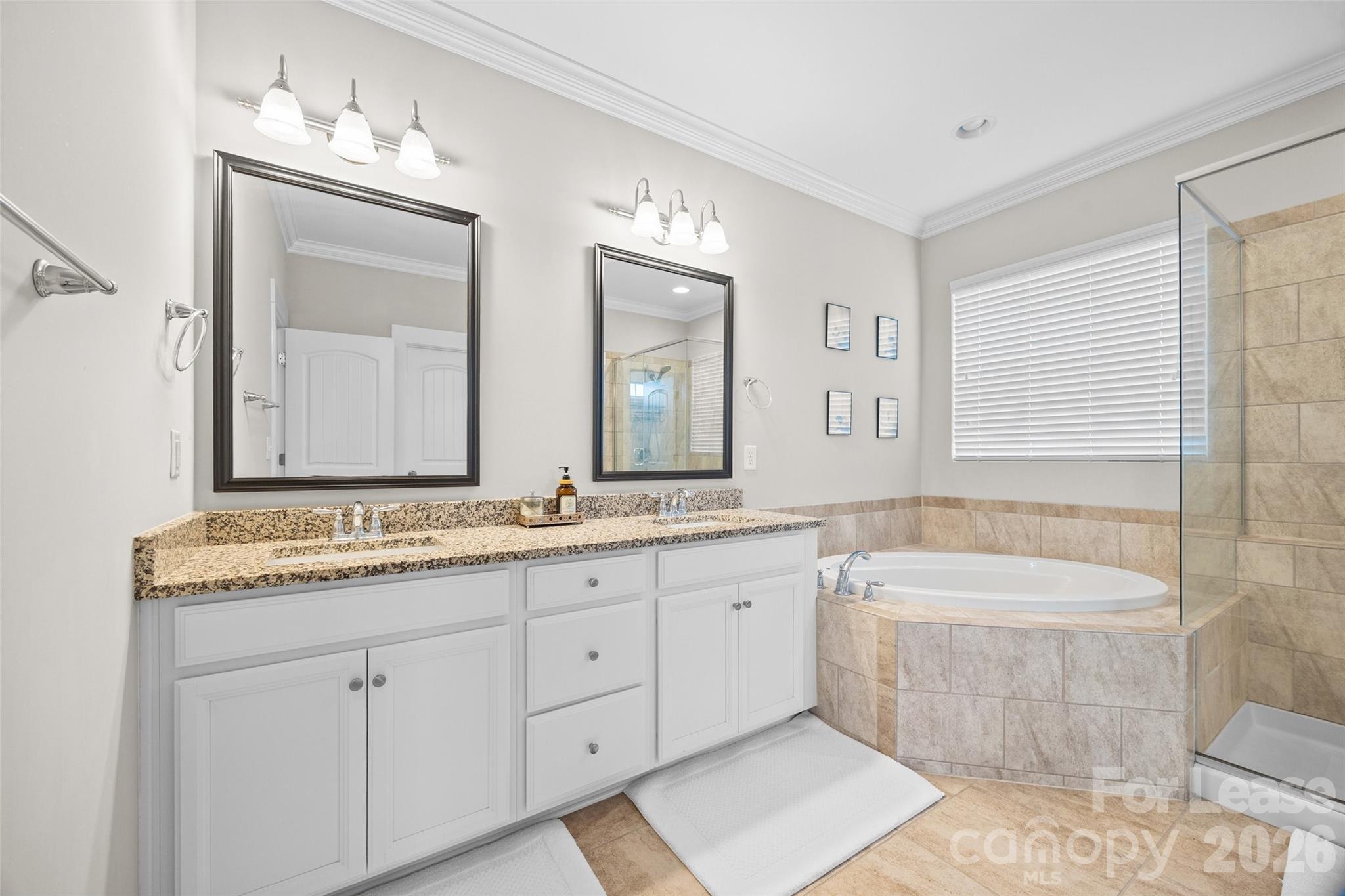 Riverwalk - Residential Lease