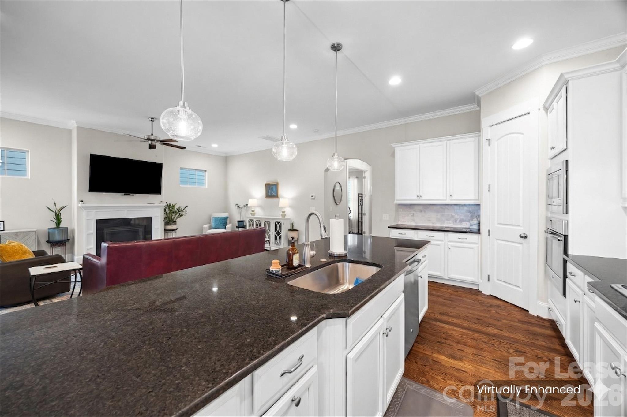 Riverwalk - Residential Lease