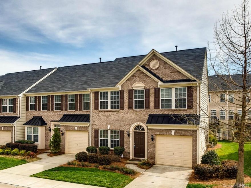 Excellent end townhome offering extra windows and natural light. Beautiful hardwood floors throughout main lever. Fresh interior paint. Large kitchen with granite countertops and stainless steel appliances. Open floor plan, ideal for entertaining.