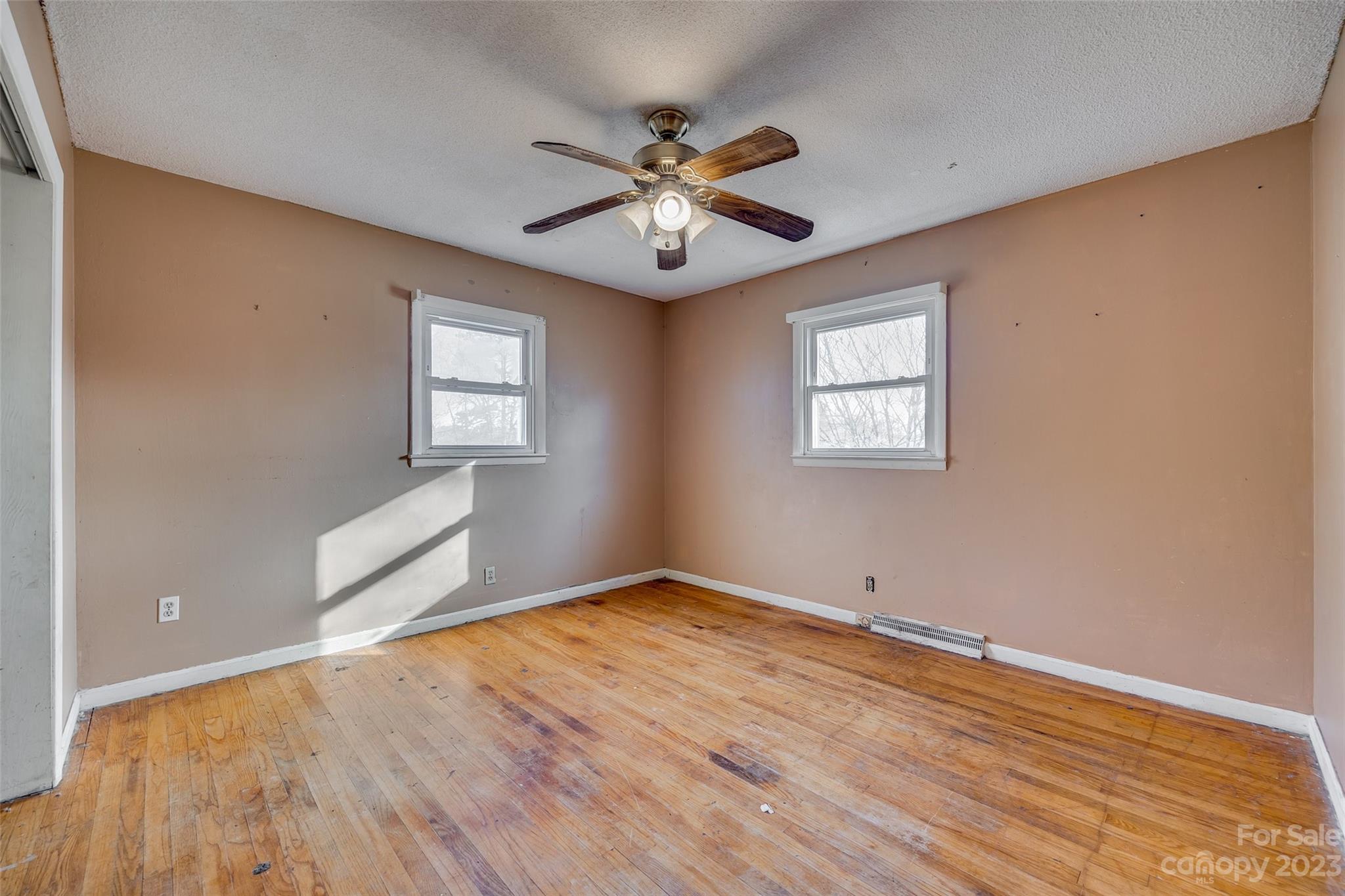 Crestwood - Residential