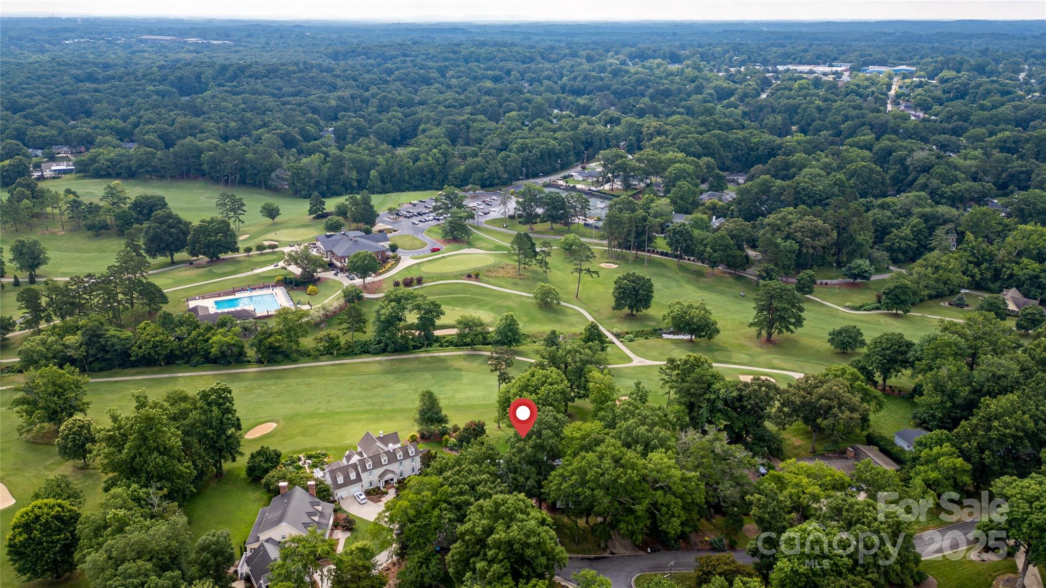 11 Pine Tree Road
