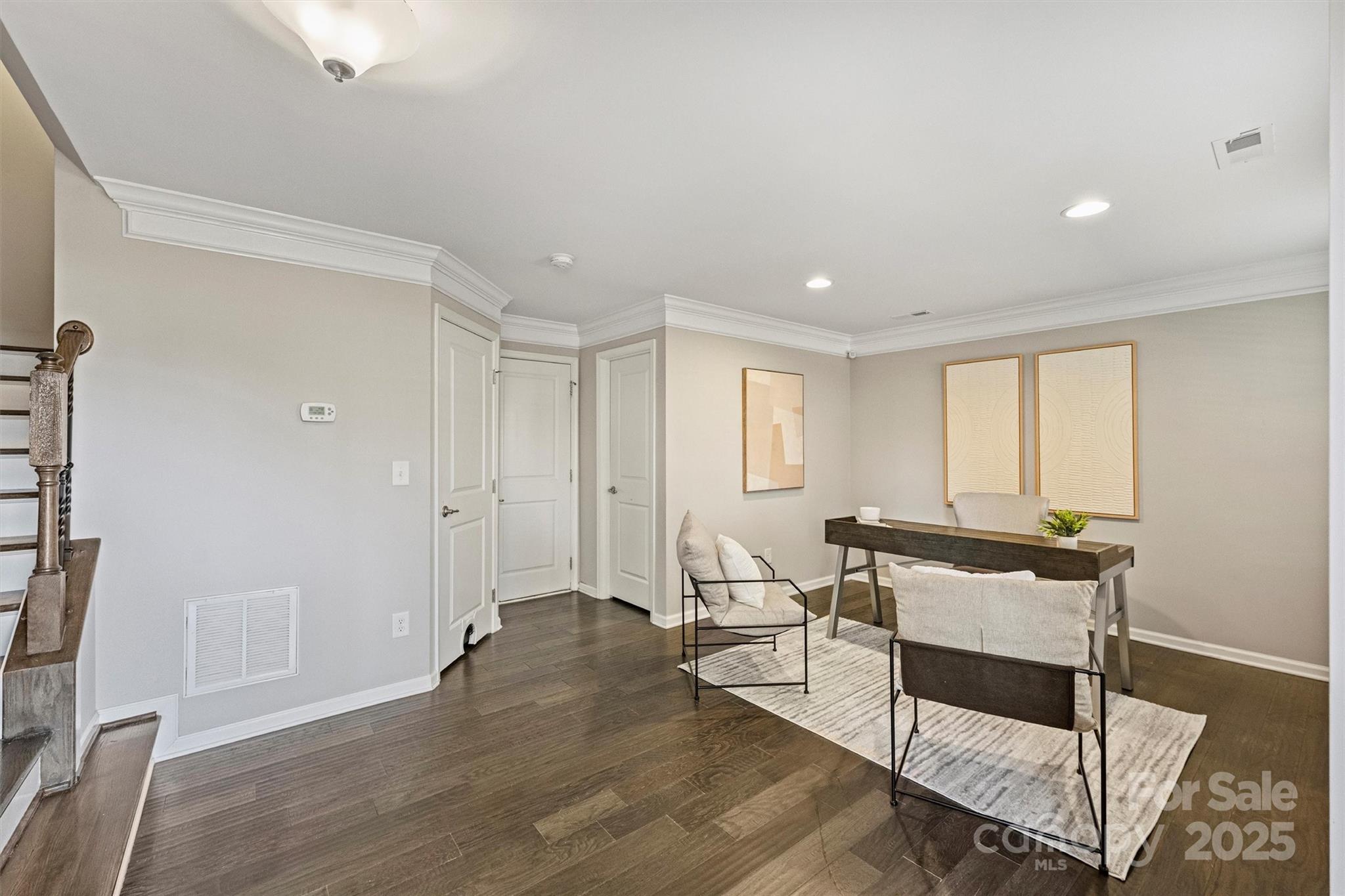 1317 Queen Lyon Court