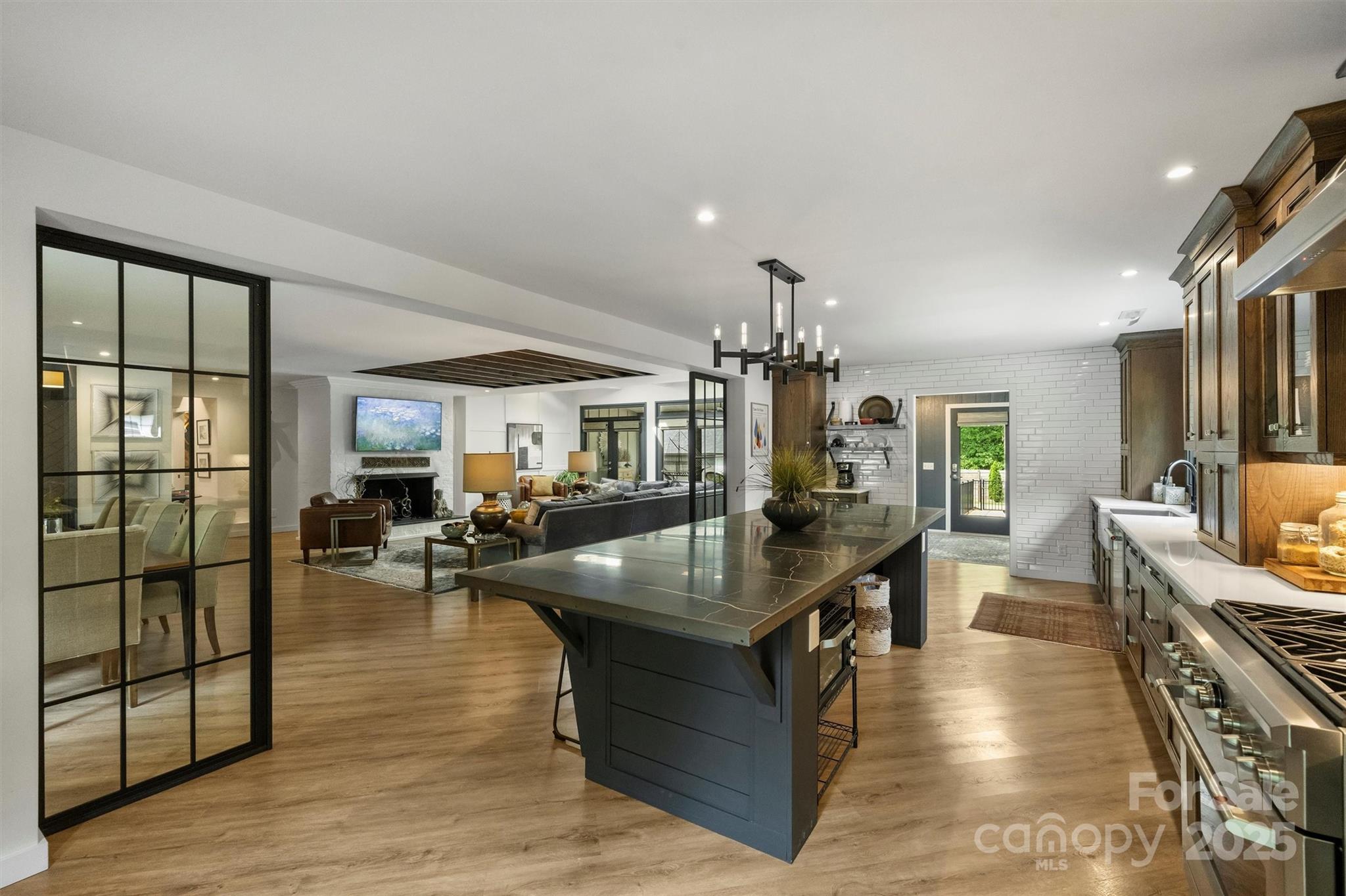 Lansdowne - Residential