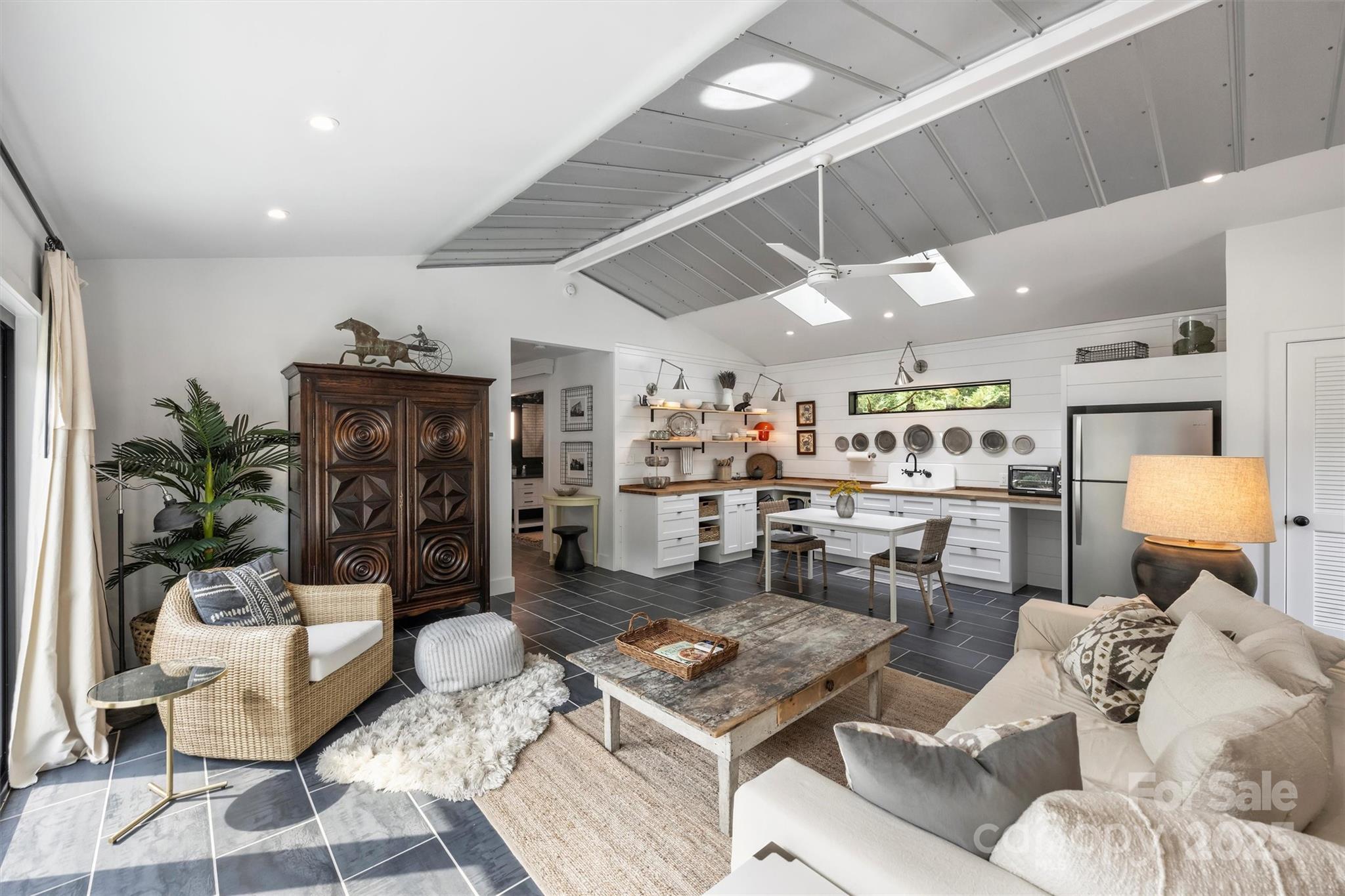 Lansdowne - Residential