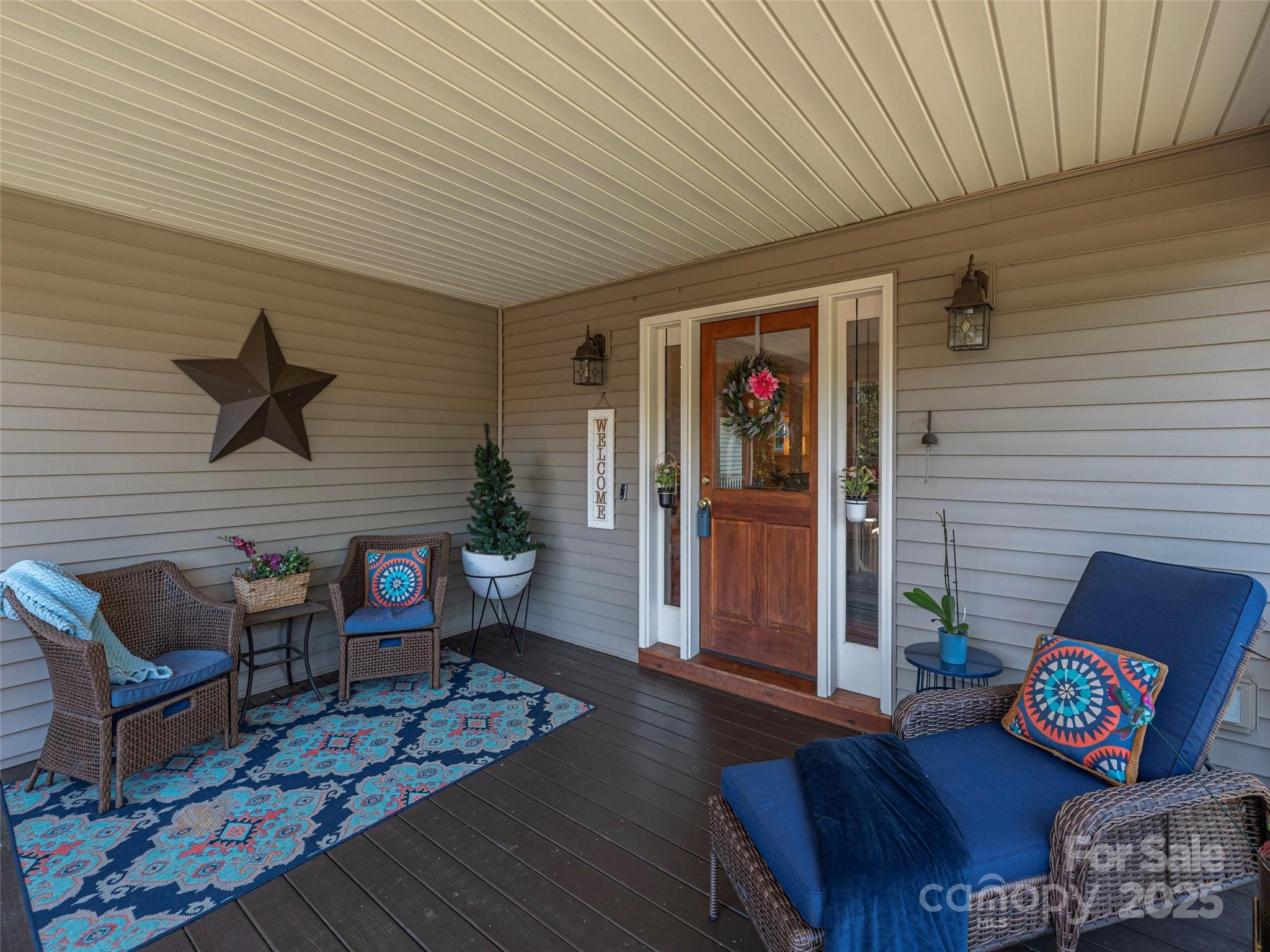 105 Deer Glade Lane