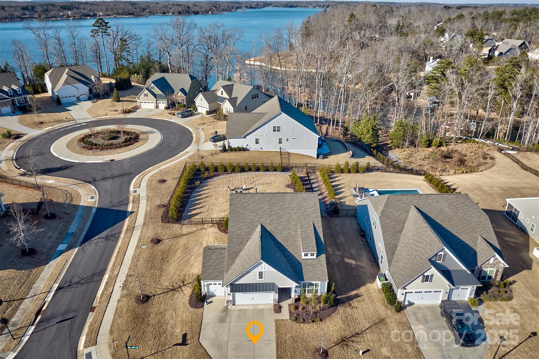 The Palisades - Residential