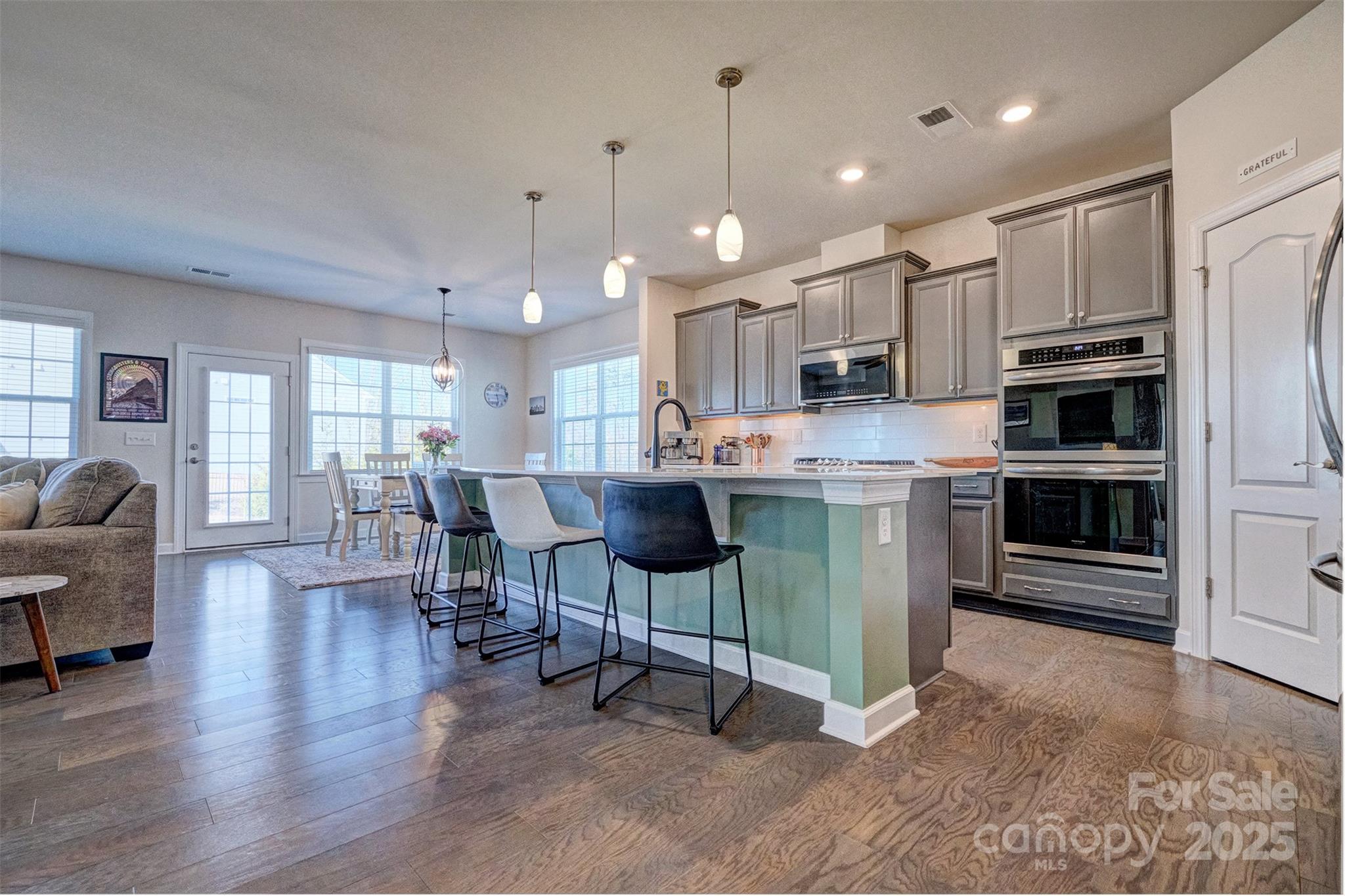 The Palisades - Residential