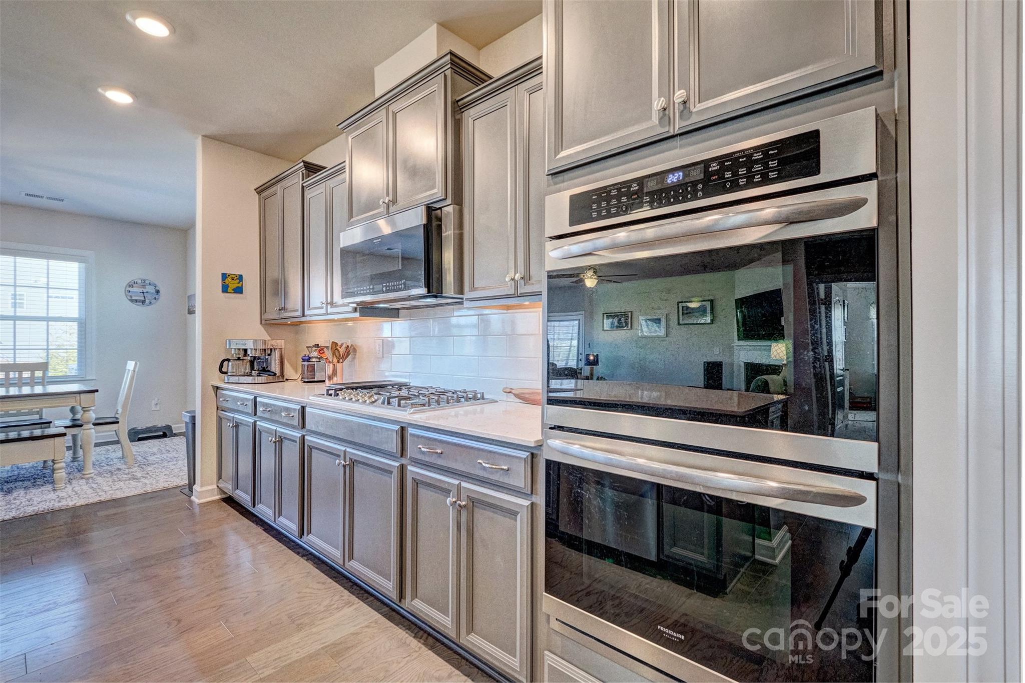 The Palisades - Residential