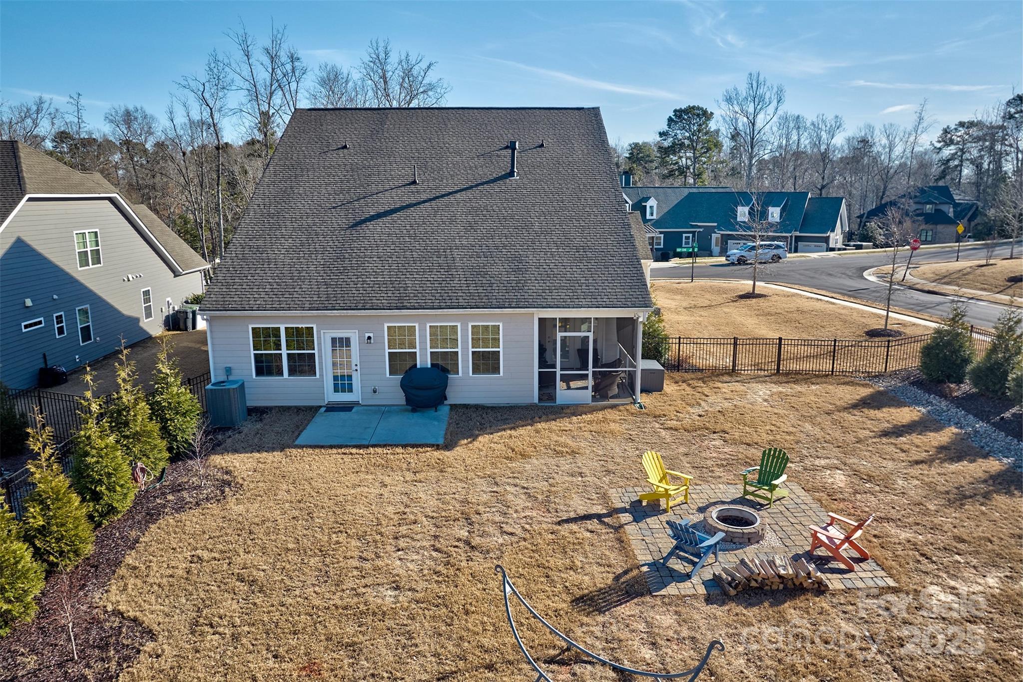 The Palisades - Residential