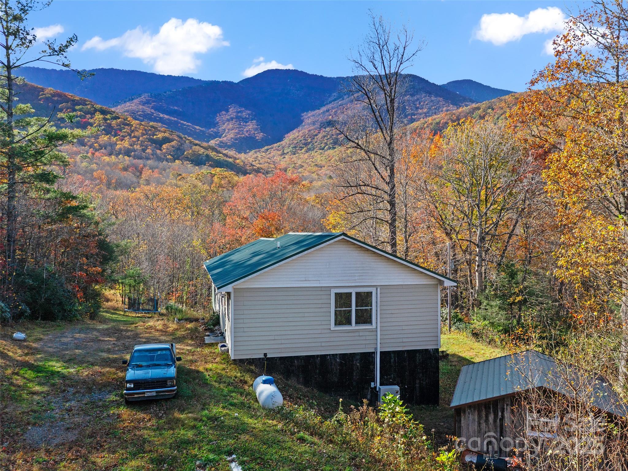 219 Raven Rock Lane