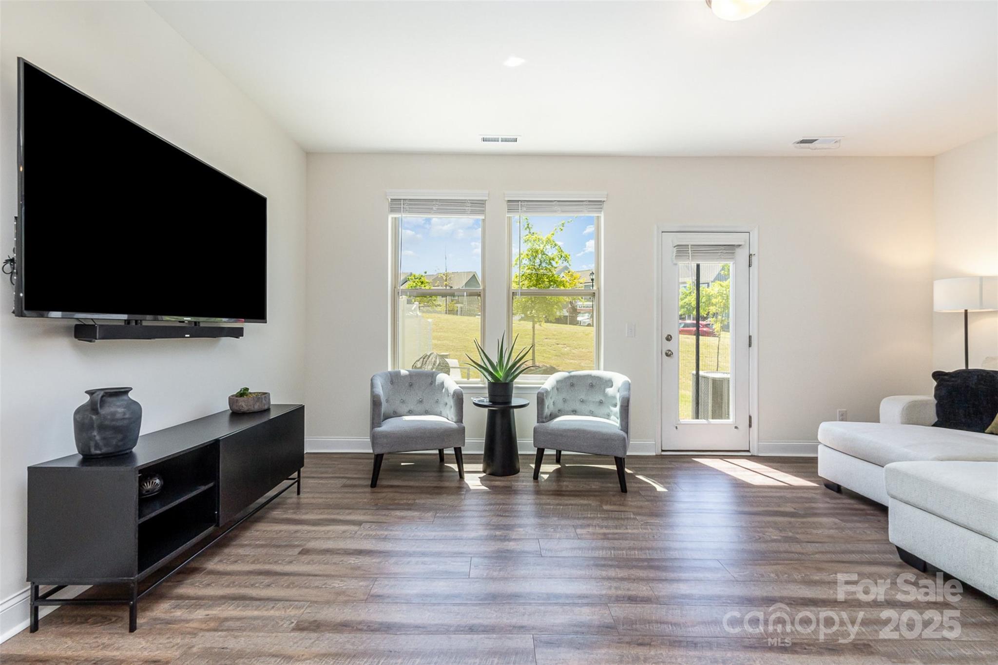 Paddlers Cove - Residential