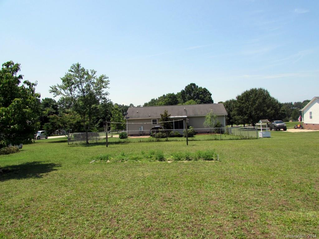 Quail Lakes - Residential