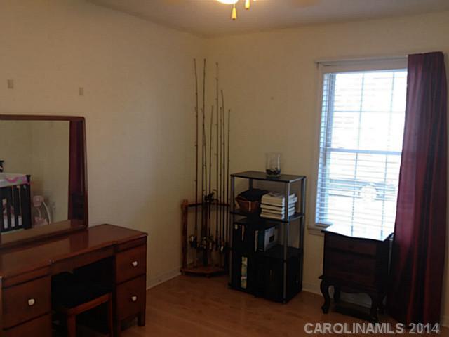 Quail Lakes - Residential