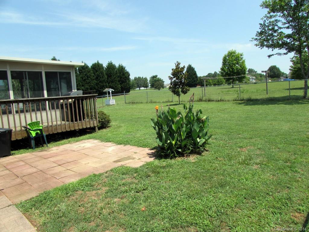 Quail Lakes - Residential