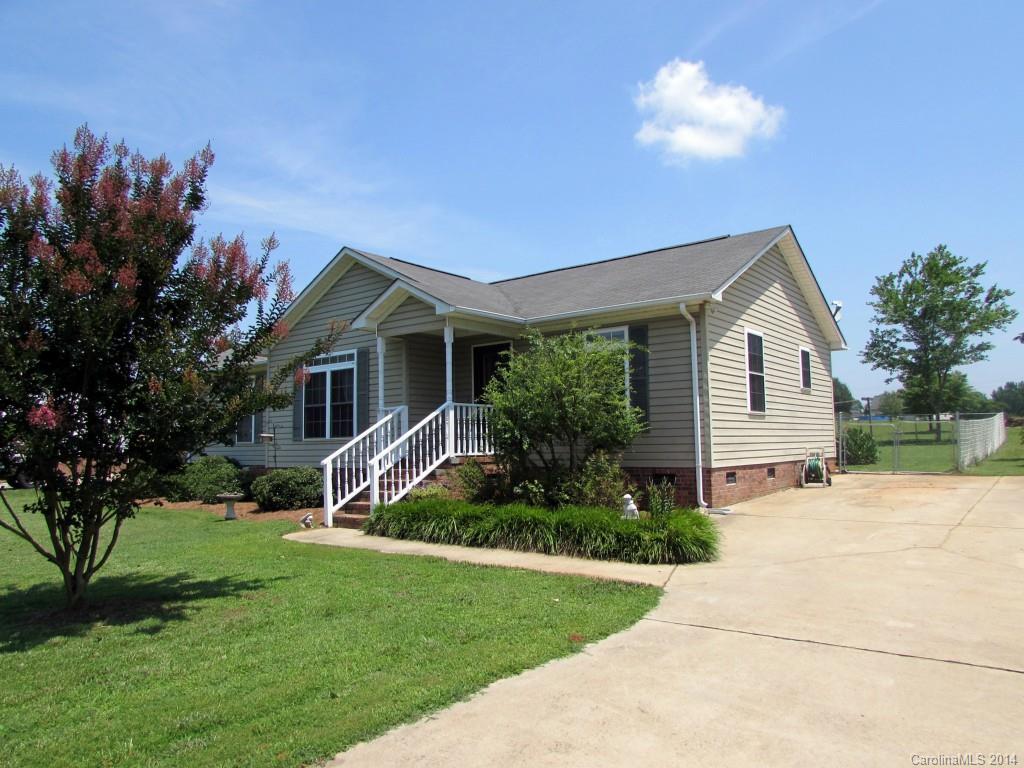 Quail Lakes - Residential