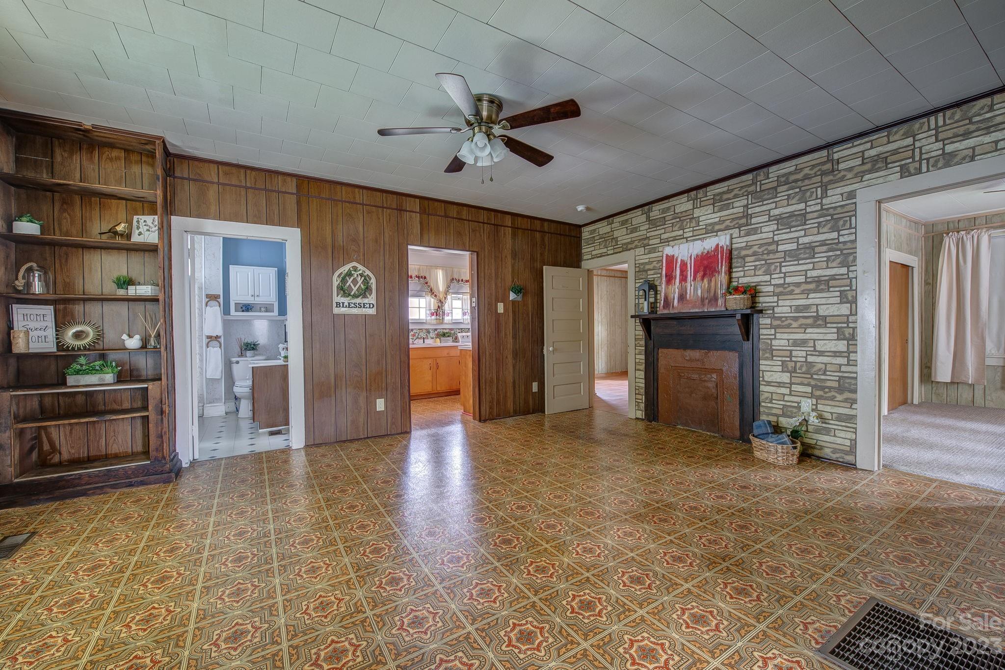 Ashton Area - Residential