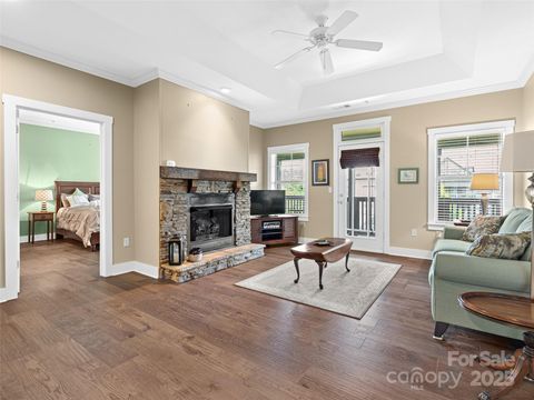 9 Kenilworth Knoll 420 Asheville NC 28805