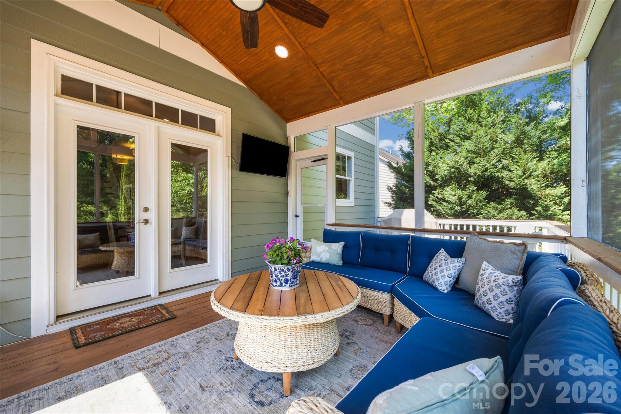 Lake Forest - Residential