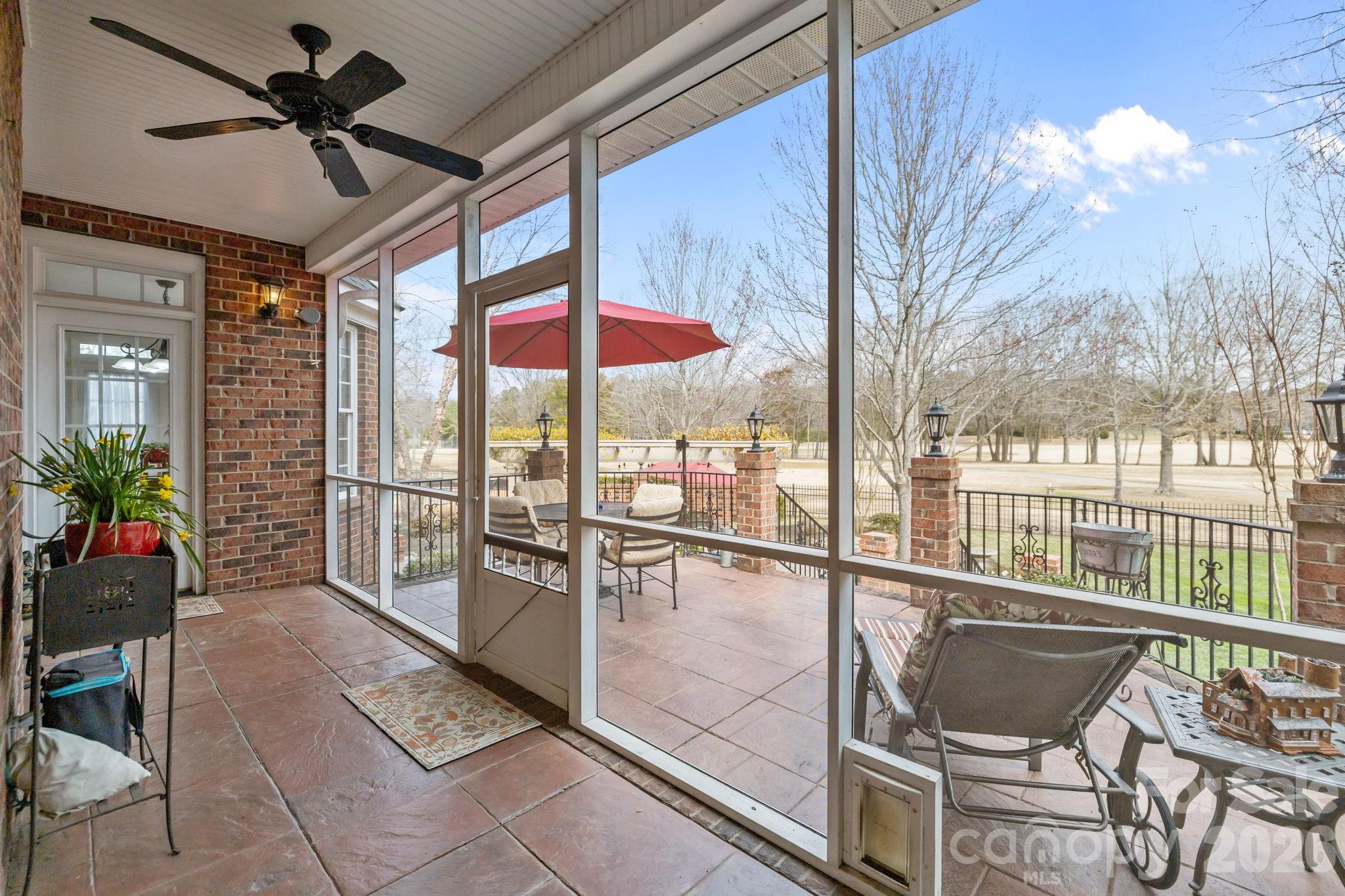 Emerald Lake - Residential