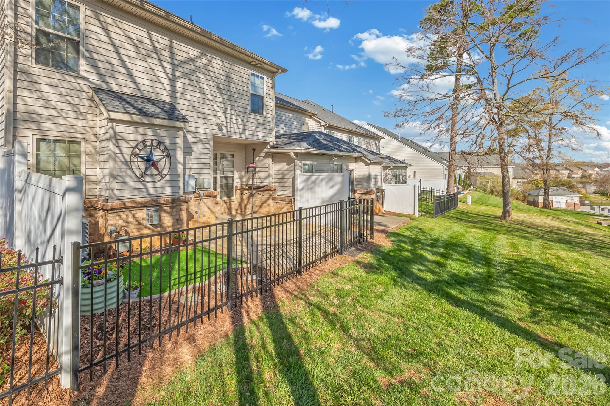 Wellsley Ford - Residential