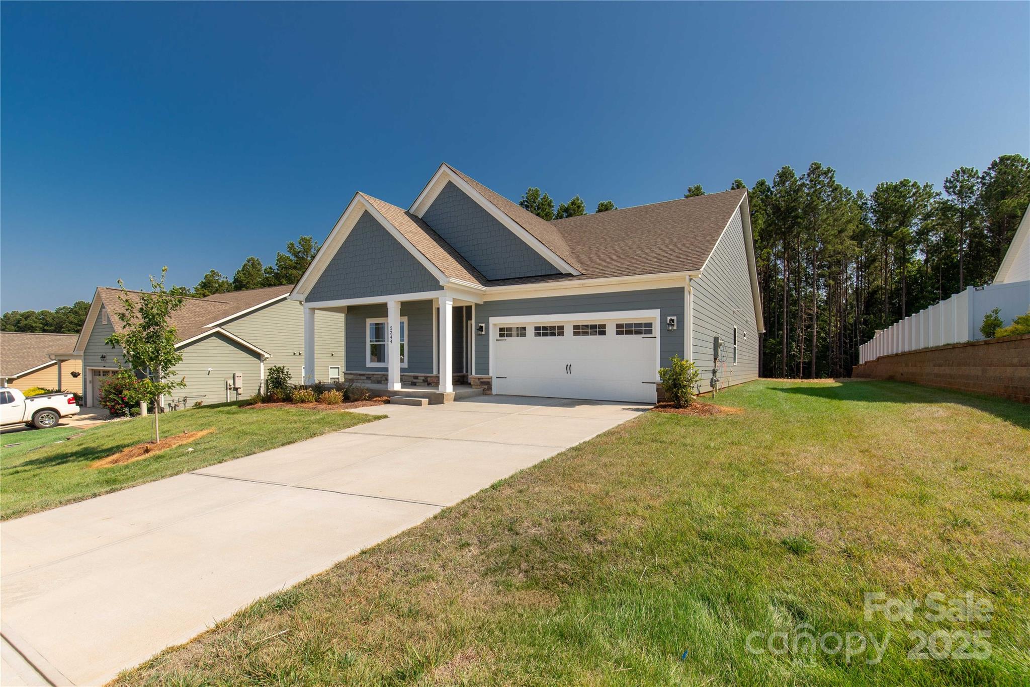 5244 Admirals Landing