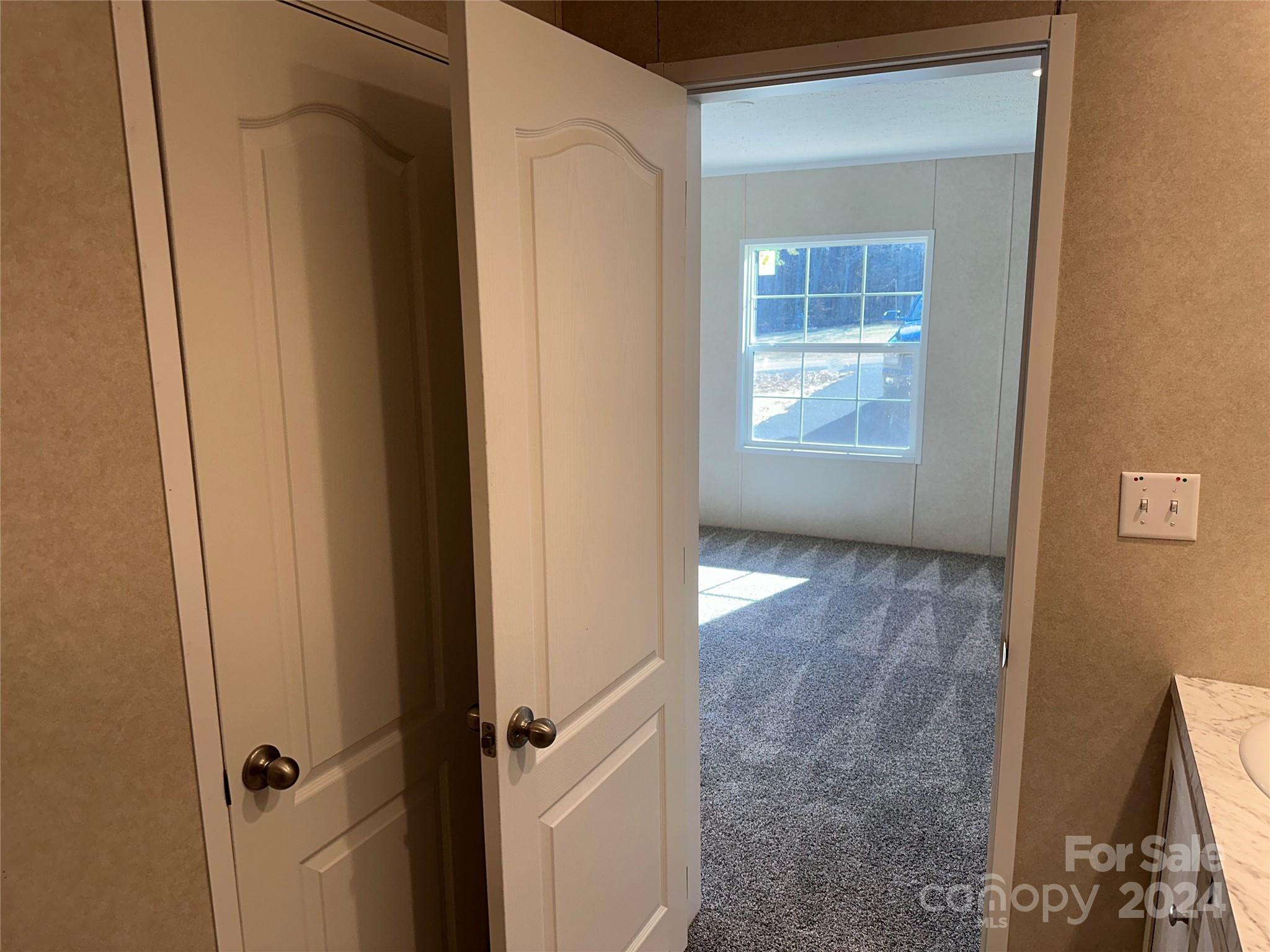 Victorias Landmark - Residential