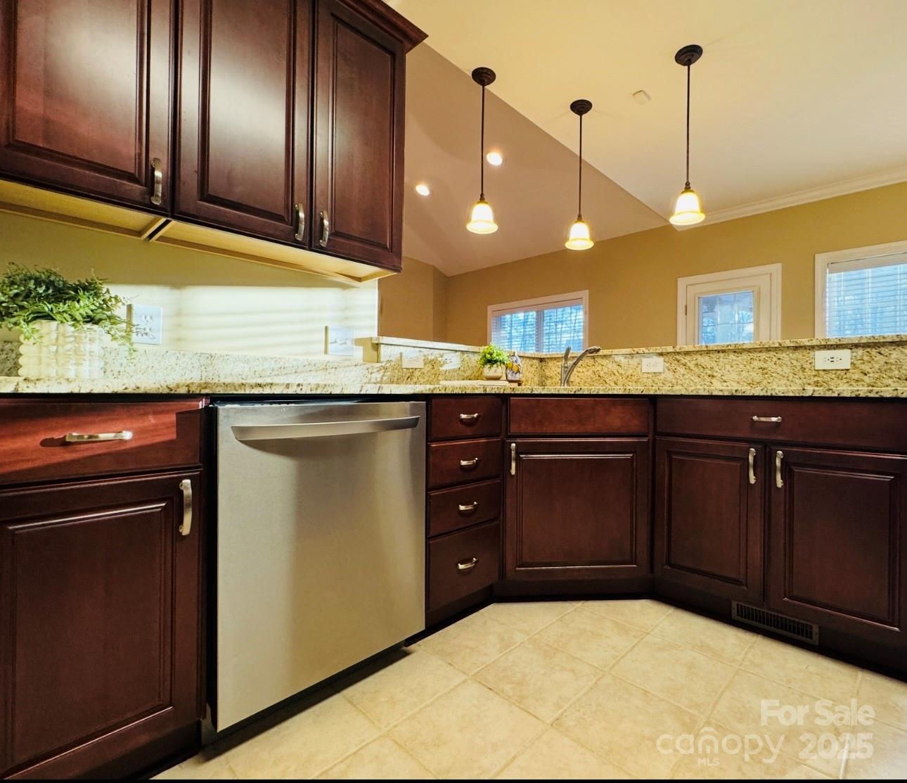 Grand Oaks - Residential