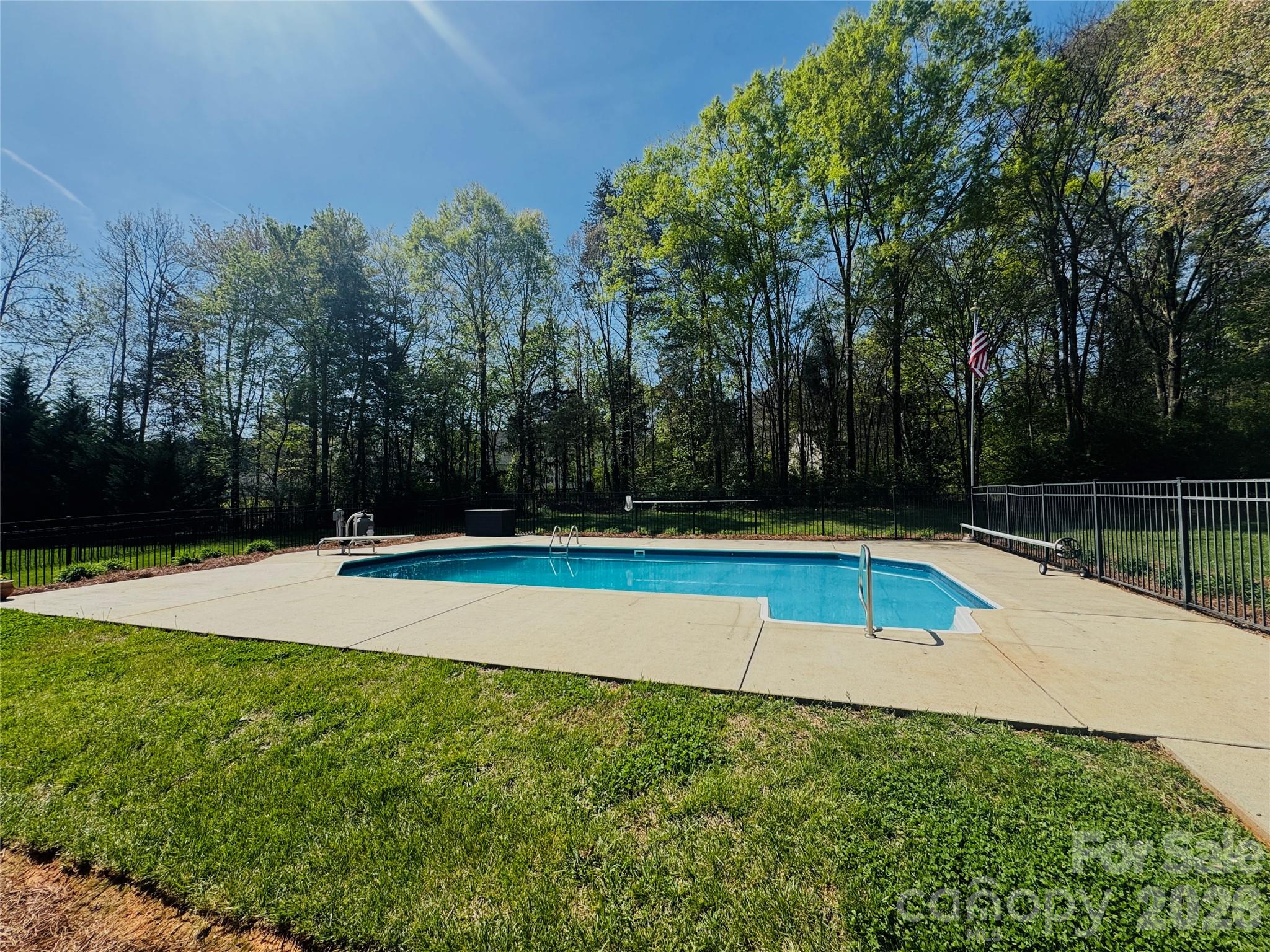 Grand Oaks - Residential