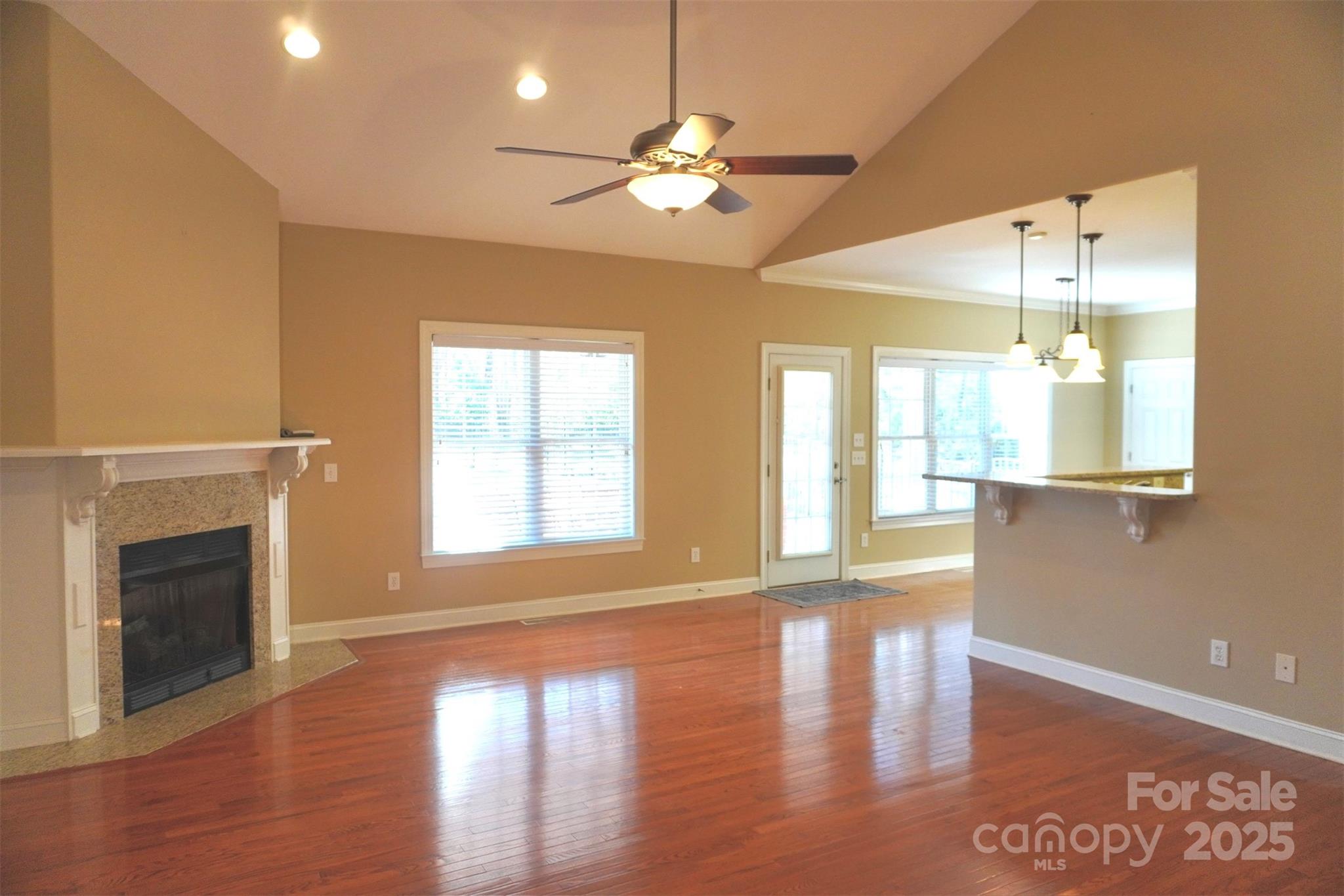 Grand Oaks - Residential