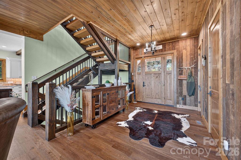 1230 Asgi Trail